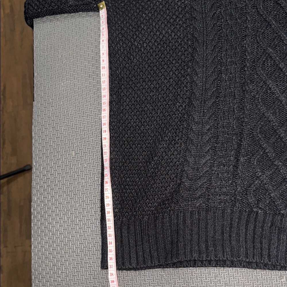 Cozy Black Cable Knit Turtleneck Sweater - Picture 3 of 7